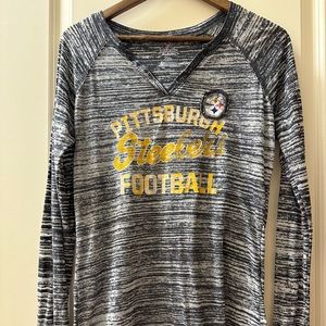 Long sleeve women’s Steelers T-shirt